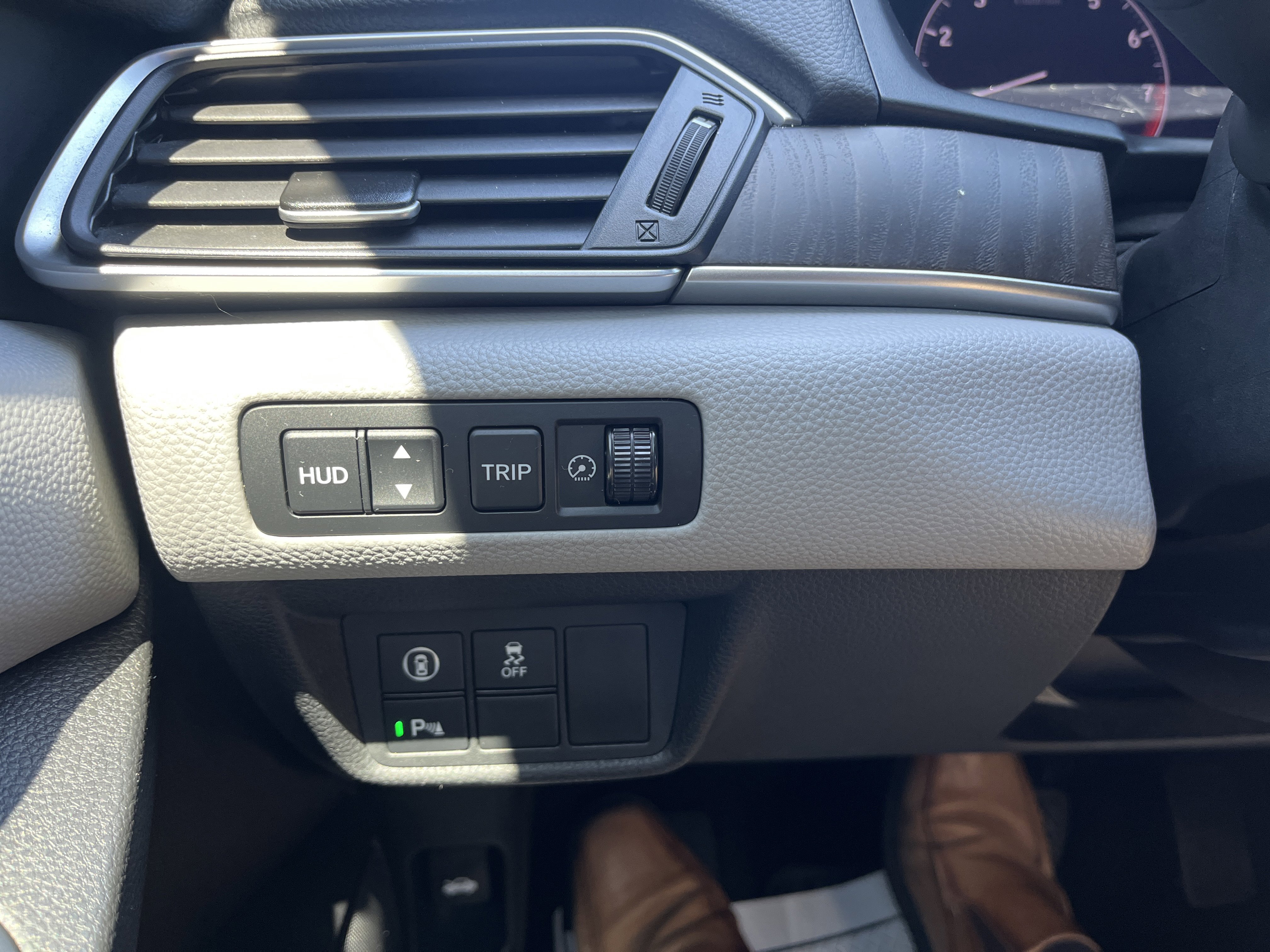 Used 2020 Honda Accord Touring image 24