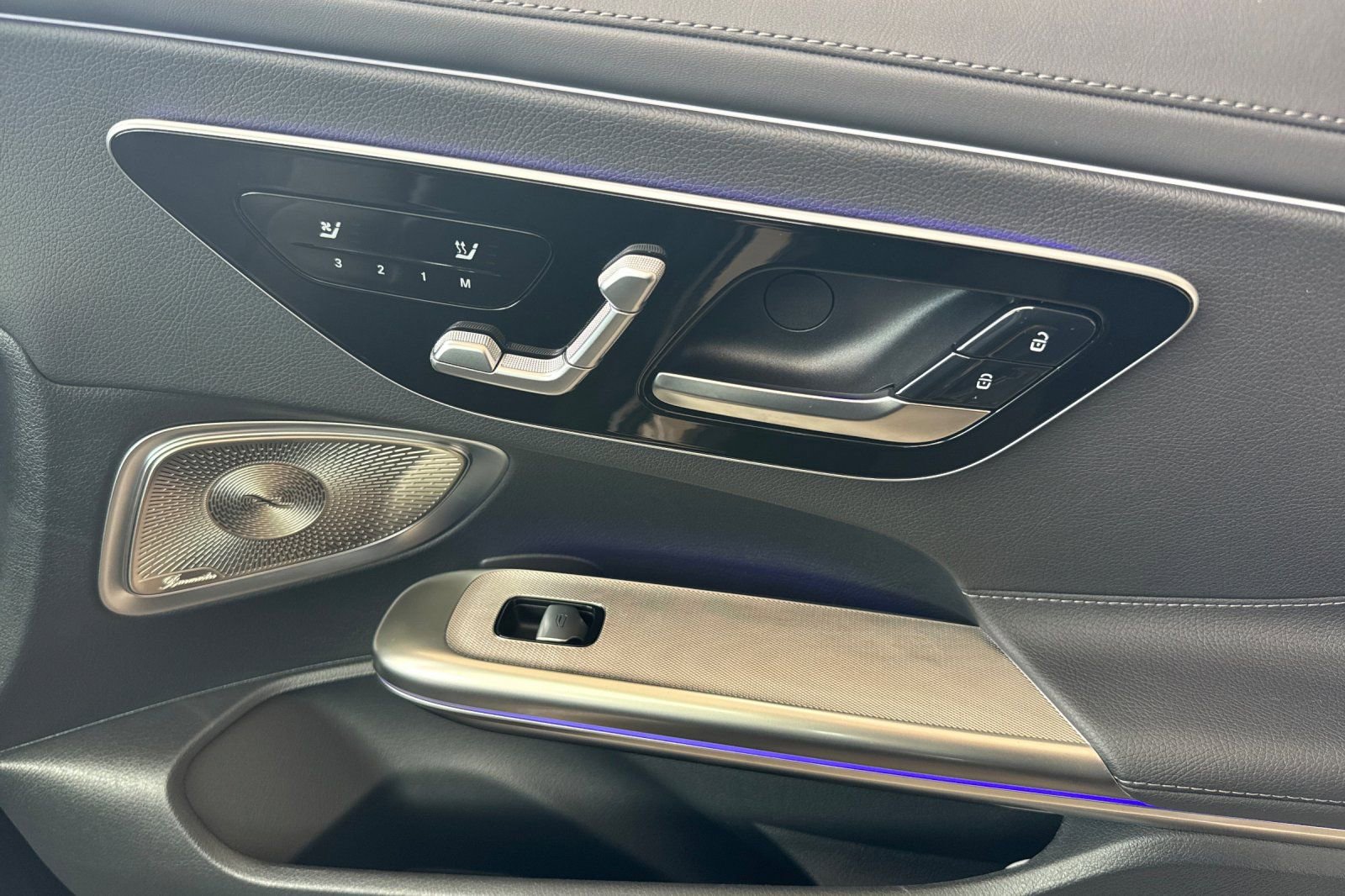 Certified 2024 Mercedes-Benz CLE 300 4MATIC Coupe image 19
