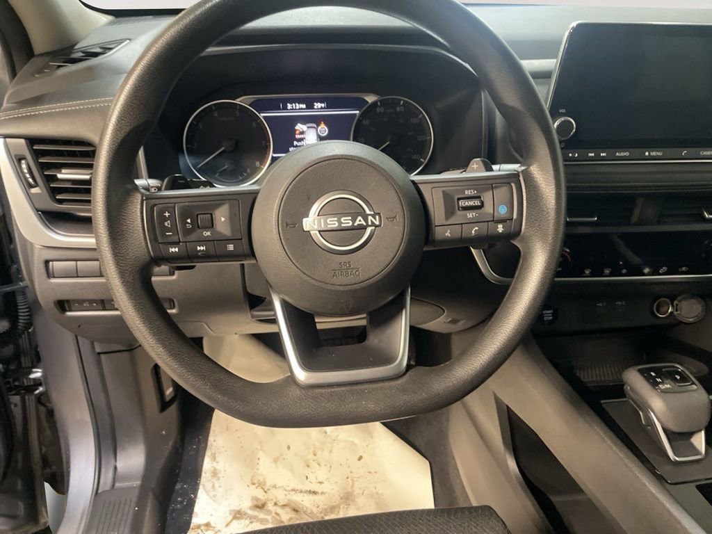 Used 2024 Nissan Rogue SV AWD/4WD image 14