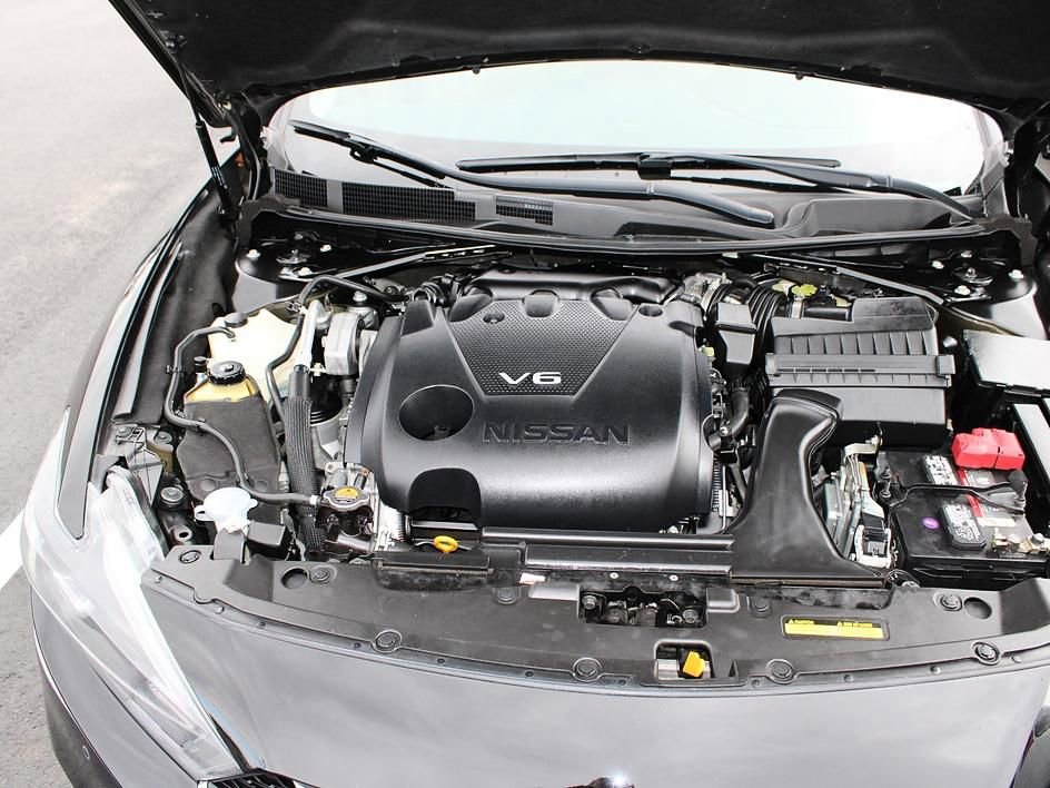 Used 2017 Nissan Maxima Platinum w/ Medallion Package image 34