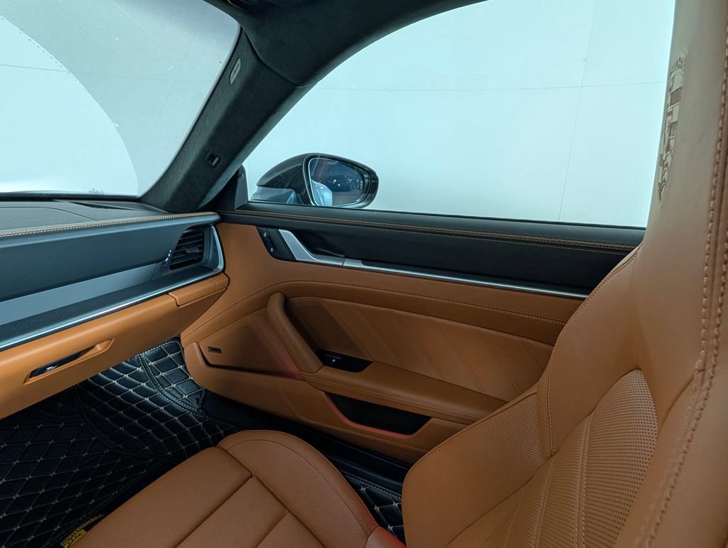 Certified 2025 Porsche 911 Carrera 4 GTS AWD/4WD image 22