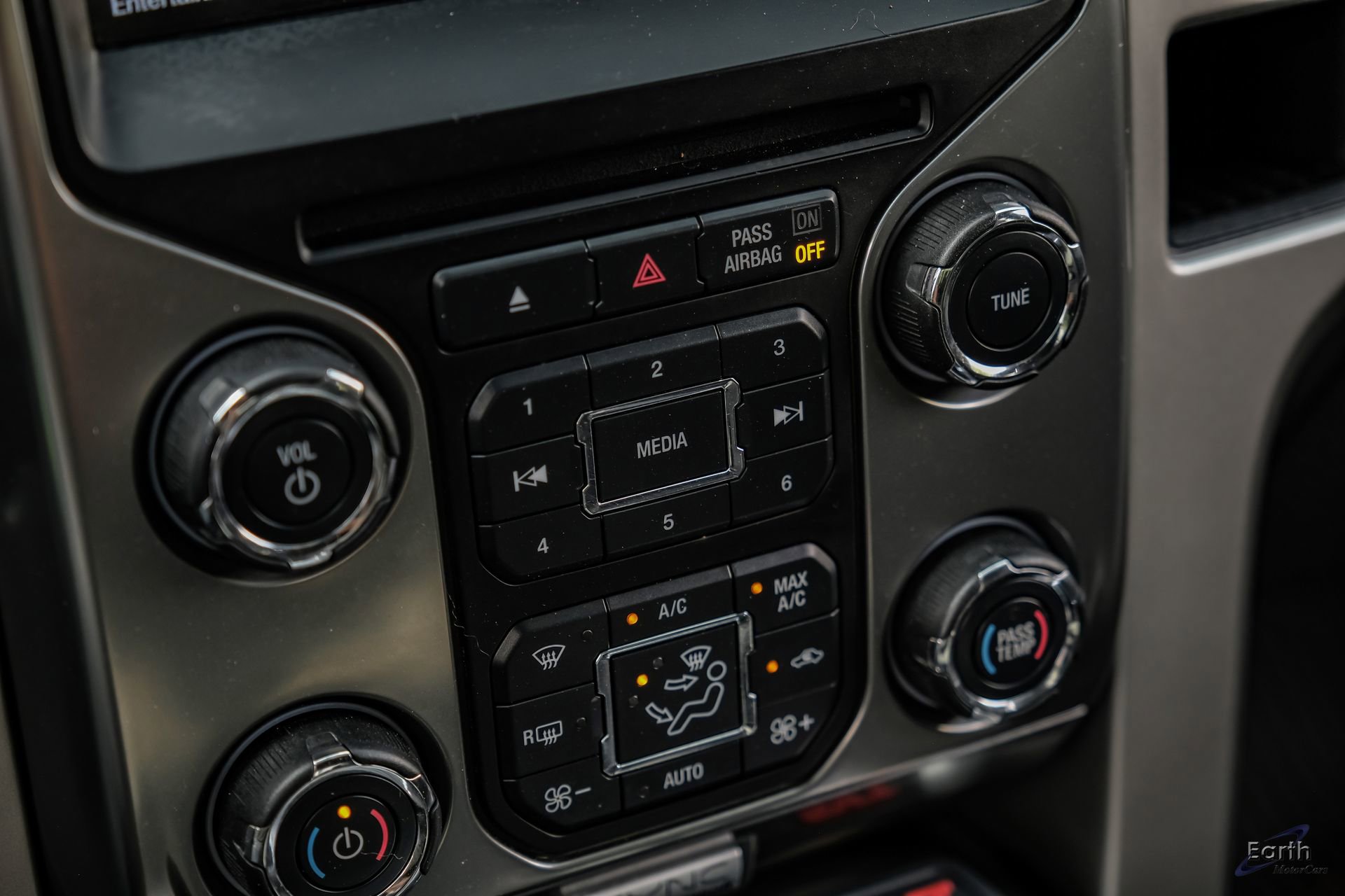 Used 2013 Ford F150 Raptor w/ Luxury Equipment Group AWD/4WD image 75