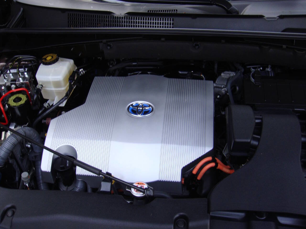 Used 2019 Toyota Highlander XLE AWD/4WD image 25