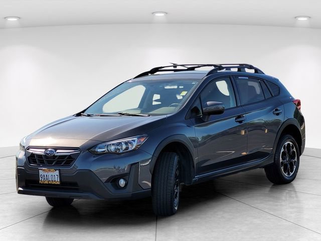 Used 2022 Subaru Crosstrek 2.0i Premium image 2
