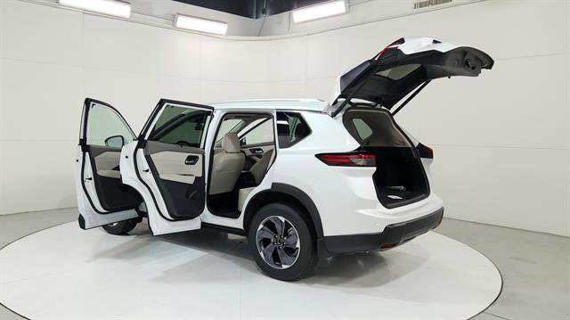 New 2026 Nissan Rogue SV w/ SV Premium Package image 11