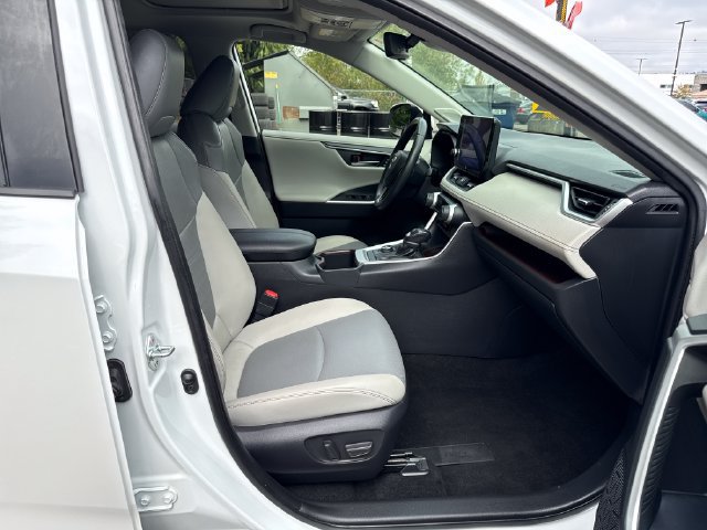 Used 2023 Toyota RAV4 Limited w/ Limited Grade Weather Package AWD/4WD image 9