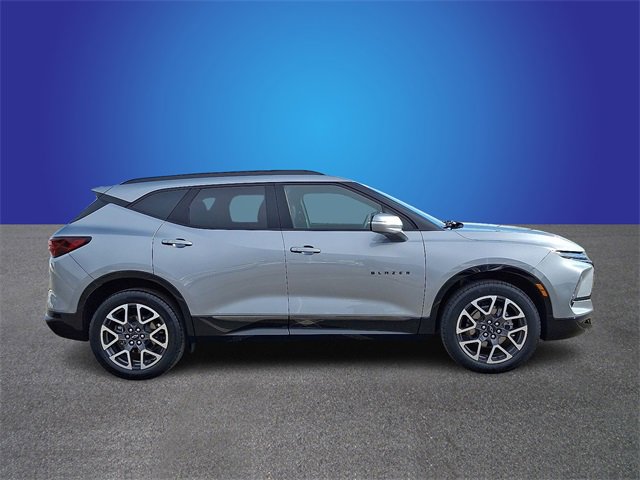 Used 2025 Chevrolet Blazer RS image 4