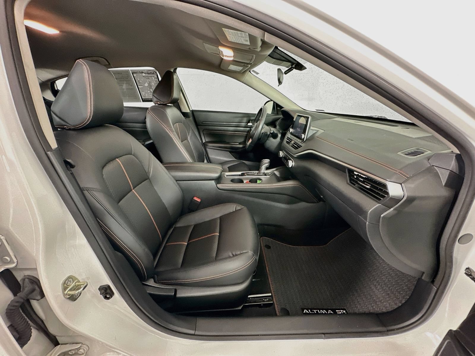 Used 2022 Nissan Altima 2.5 SR FWD image 25