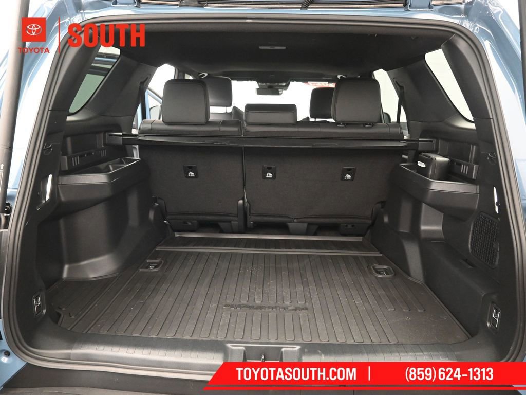 Used 2025 Toyota 4Runner TRD Off-Road Premium image 31