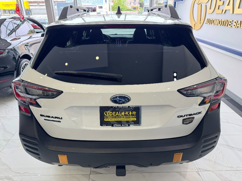 Used 2022 Subaru Outback Wilderness image 5