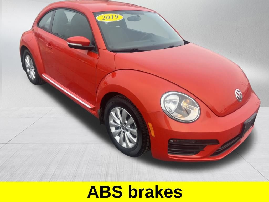 Used 2019 Volkswagen Beetle 2.0T S image 6