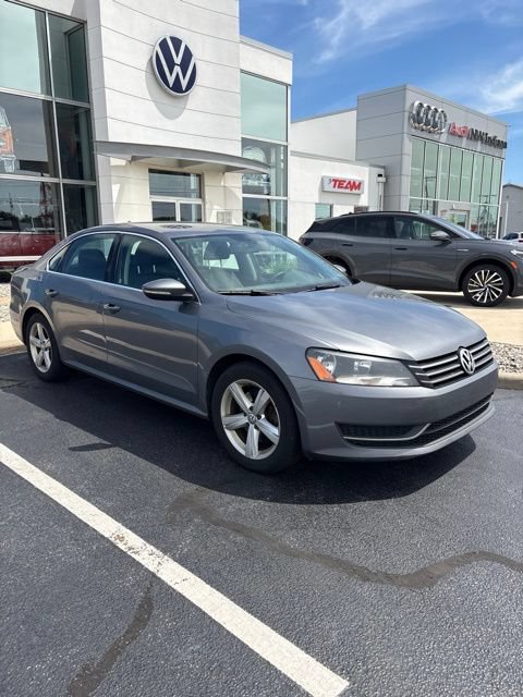 Used 2012 Volkswagen Passat 2.5 SE FWD image 3
