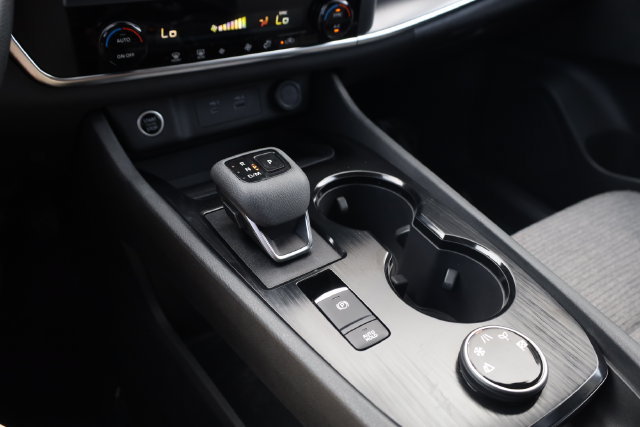 Certified 2023 Nissan Rogue SV AWD/4WD image 26