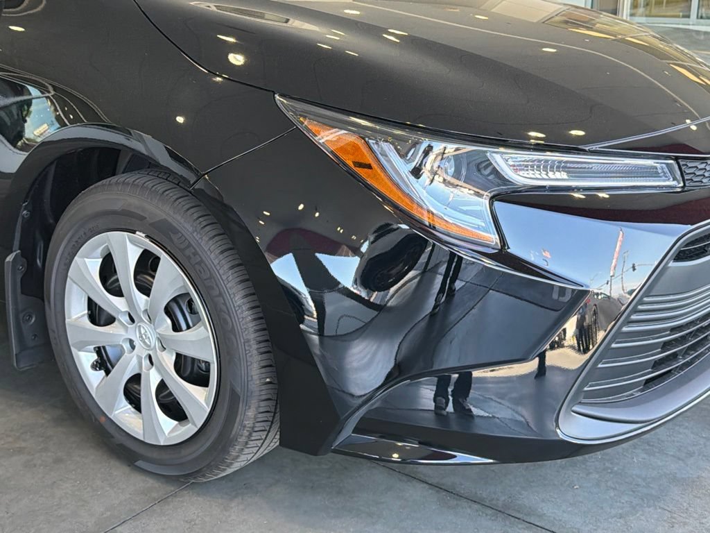 Certified 2026 Toyota Corolla LE FWD image 9