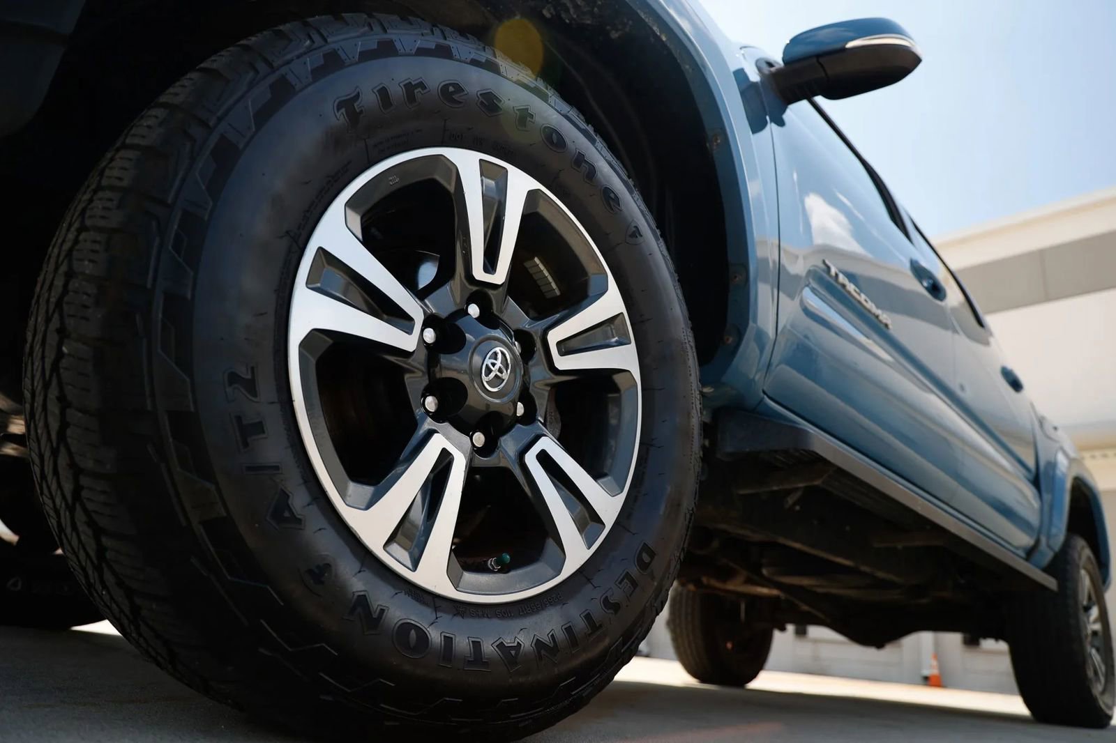 Used 2019 Toyota Tacoma TRD Sport RWD image 38