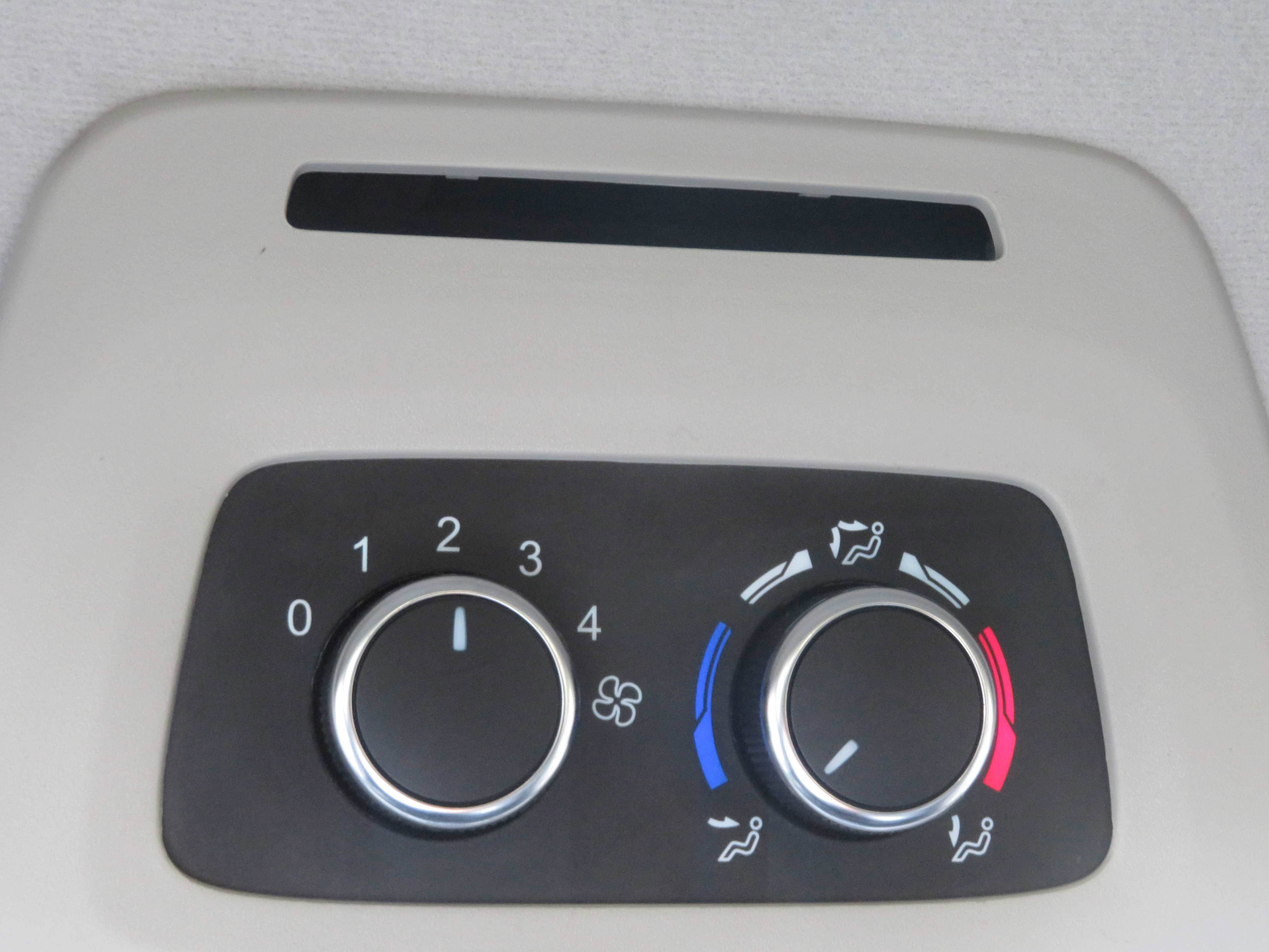 Used 2021 Ford Transit 350 XLT image 48