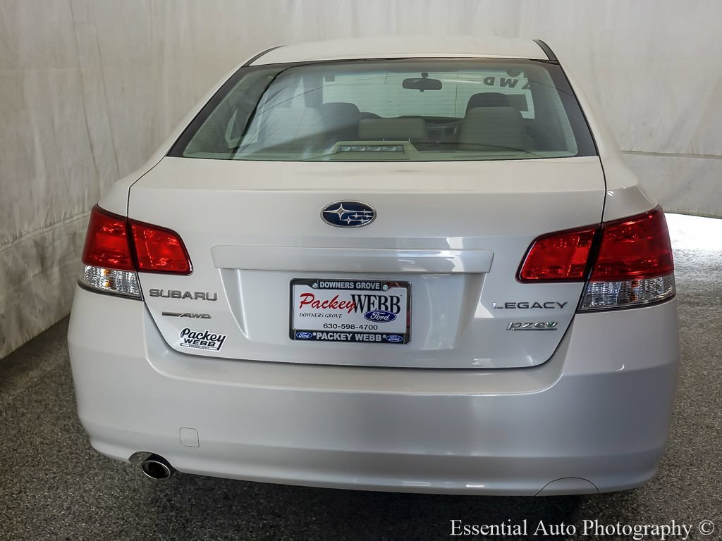 Used 2013 Subaru Legacy 2.5i Premium w/ All-Weather Pkg AWD/4WD image 6