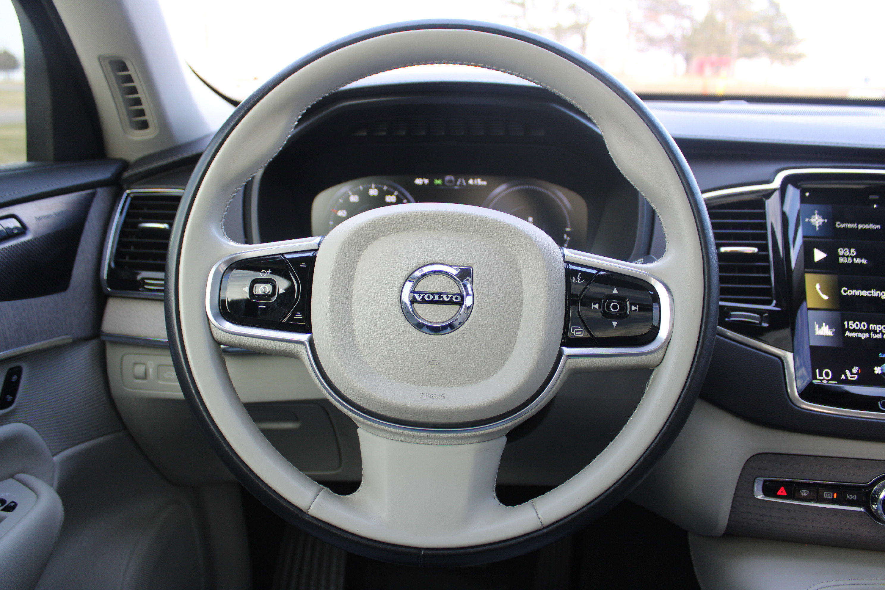 Used 2021 Volvo XC90 T8 Inscription w/ Advanced Package image 18