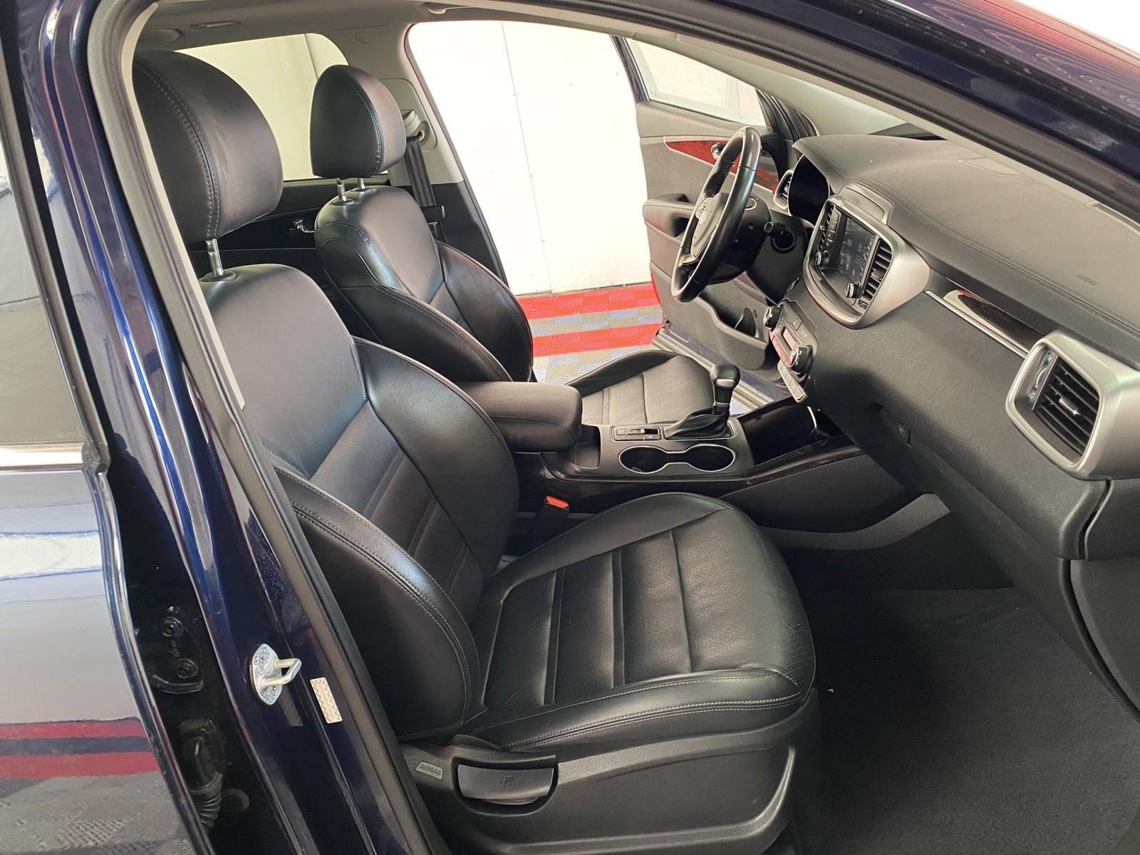 Used 2020 Kia Sorento EX image 9