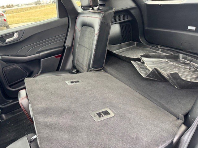 Used 2022 Ford Escape SEL w/ SEL Stealth AWD Package image 26