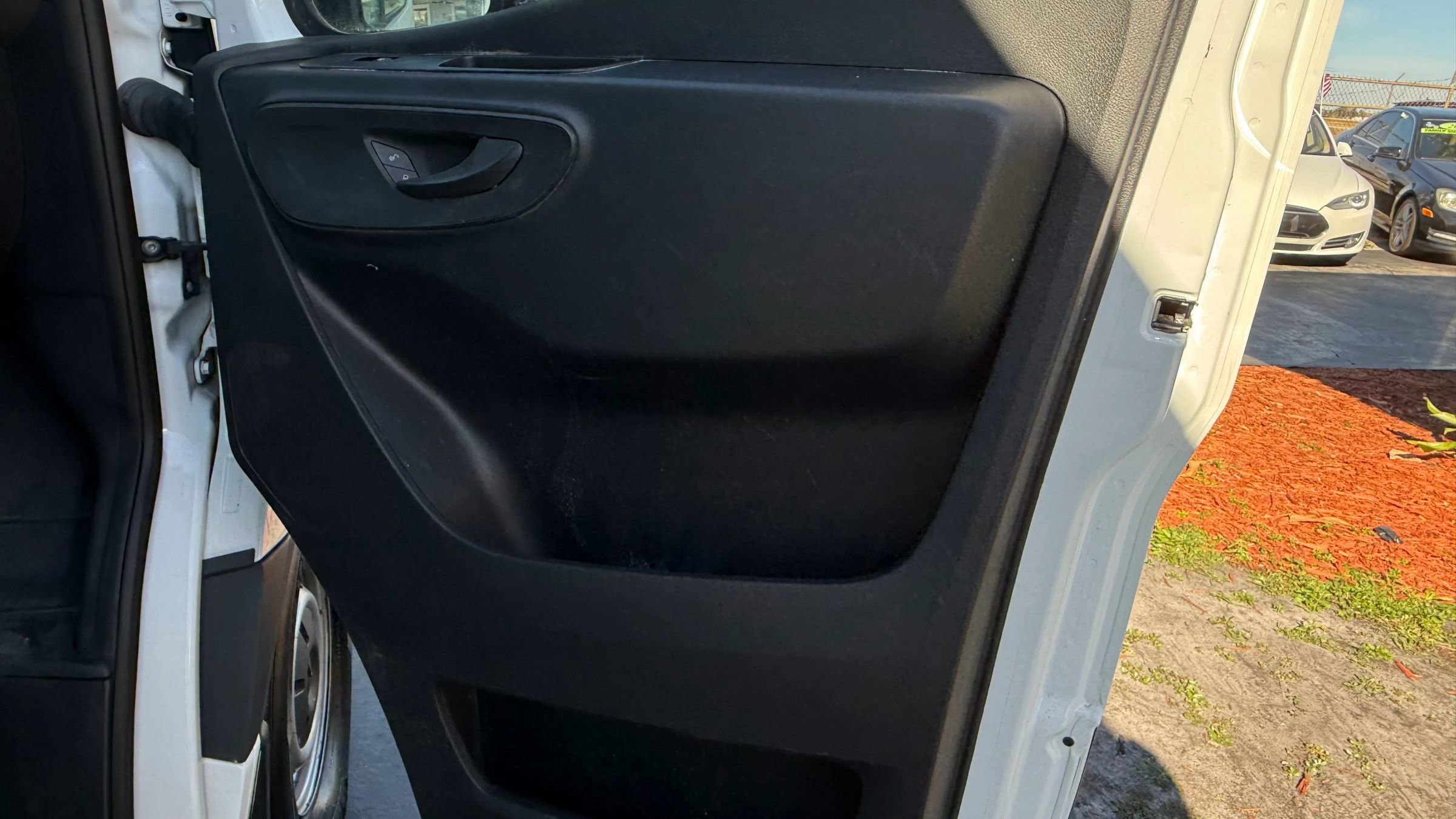 Used 2022 Mercedes-Benz Sprinter 2500 image 21