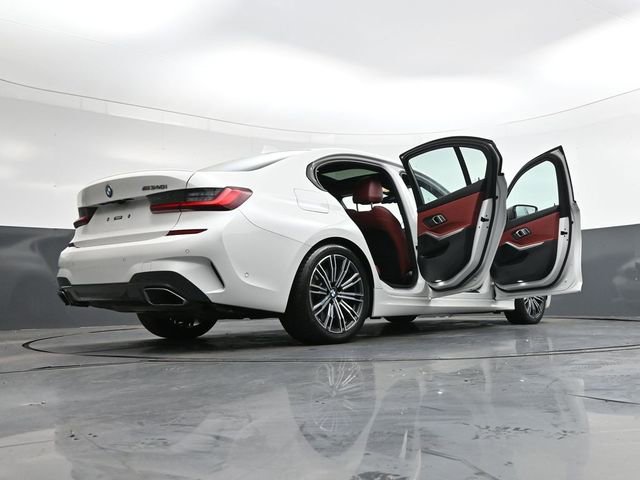 Used 2022 BMW M340i w/ Premium Package image 42