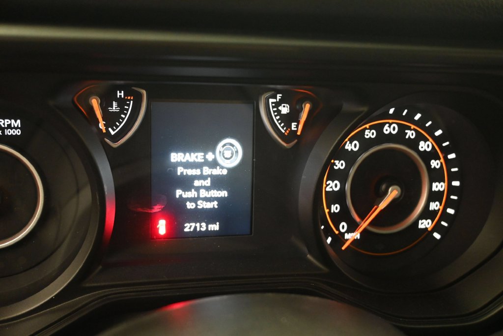 Used 2026 Jeep Wrangler Sport AWD/4WD image 11