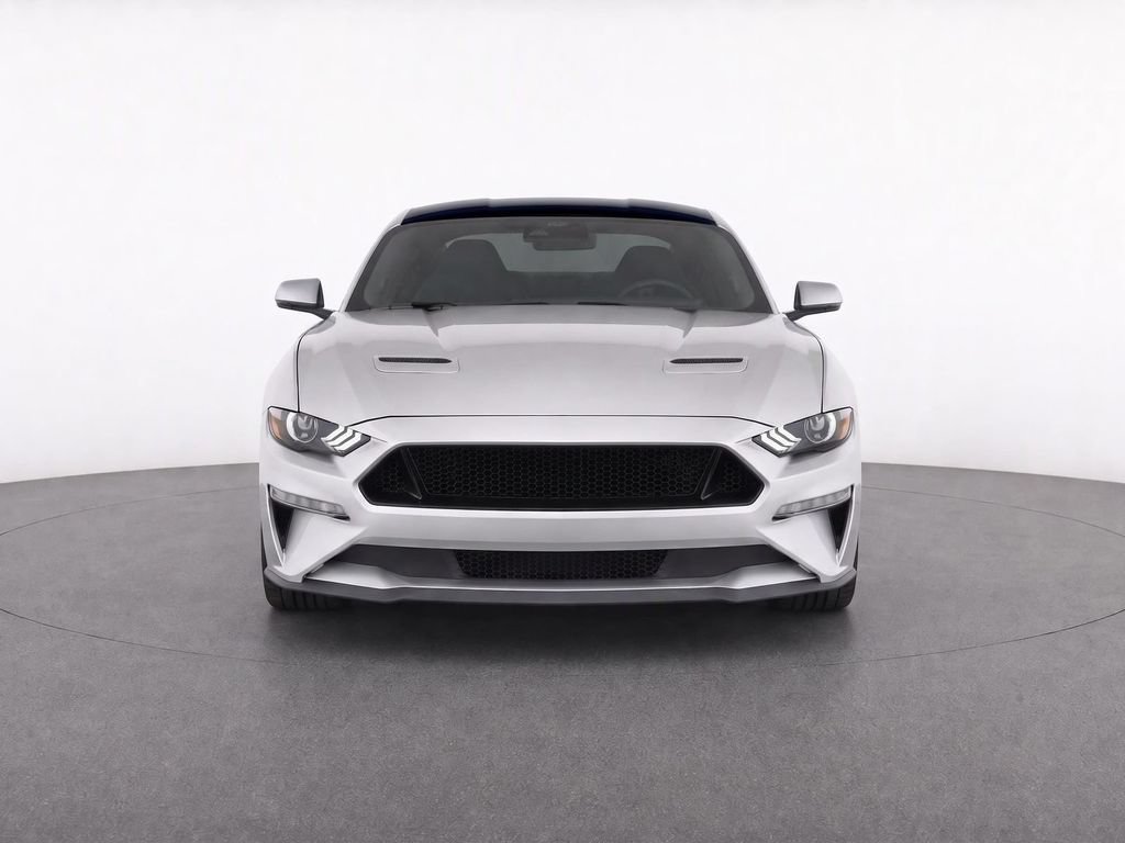 Used 2018 Ford Mustang GT w/ Equipment Group 301A RWD image 5