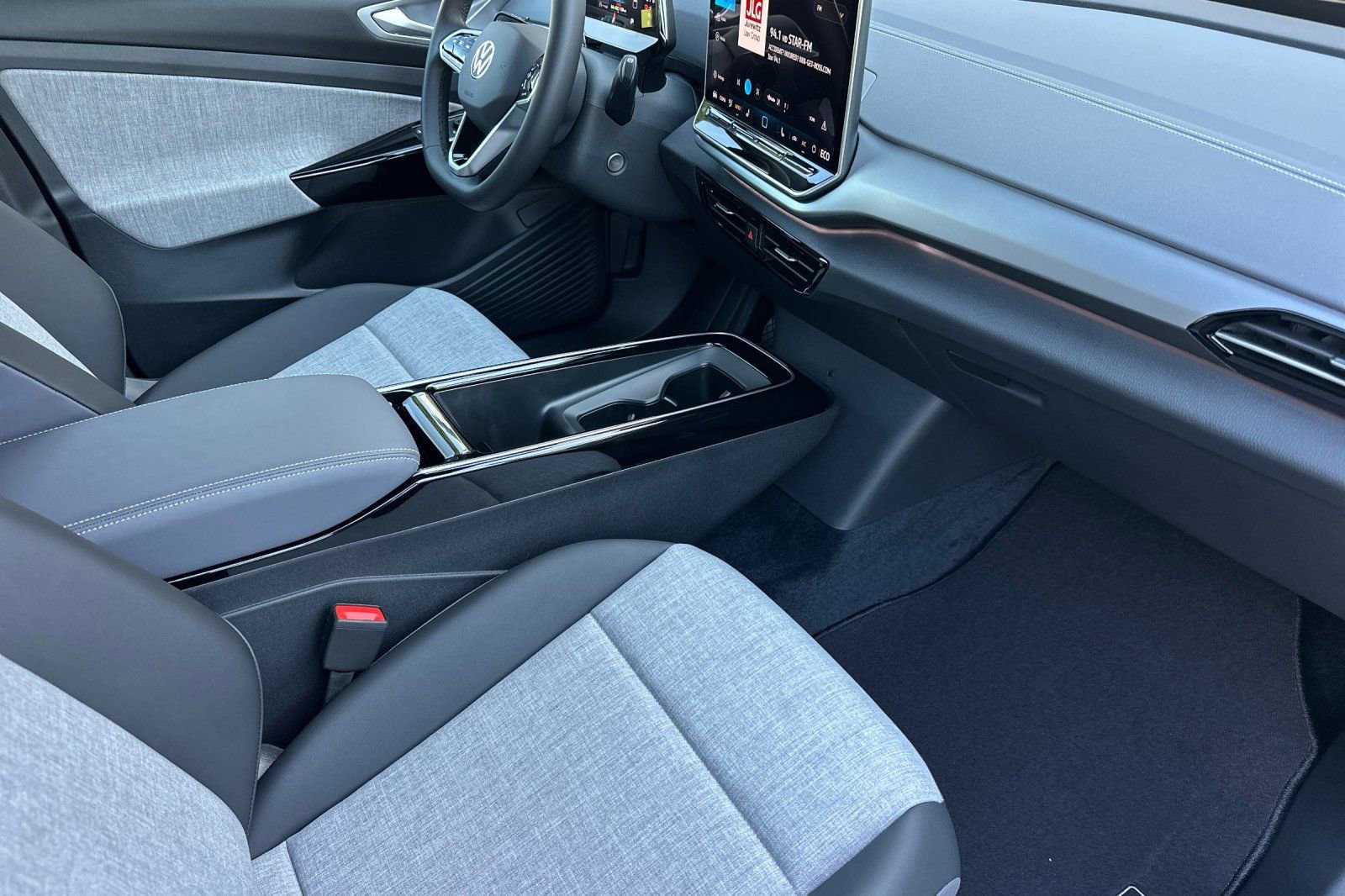 New 2026 Volkswagen ID.4 Pro image 14