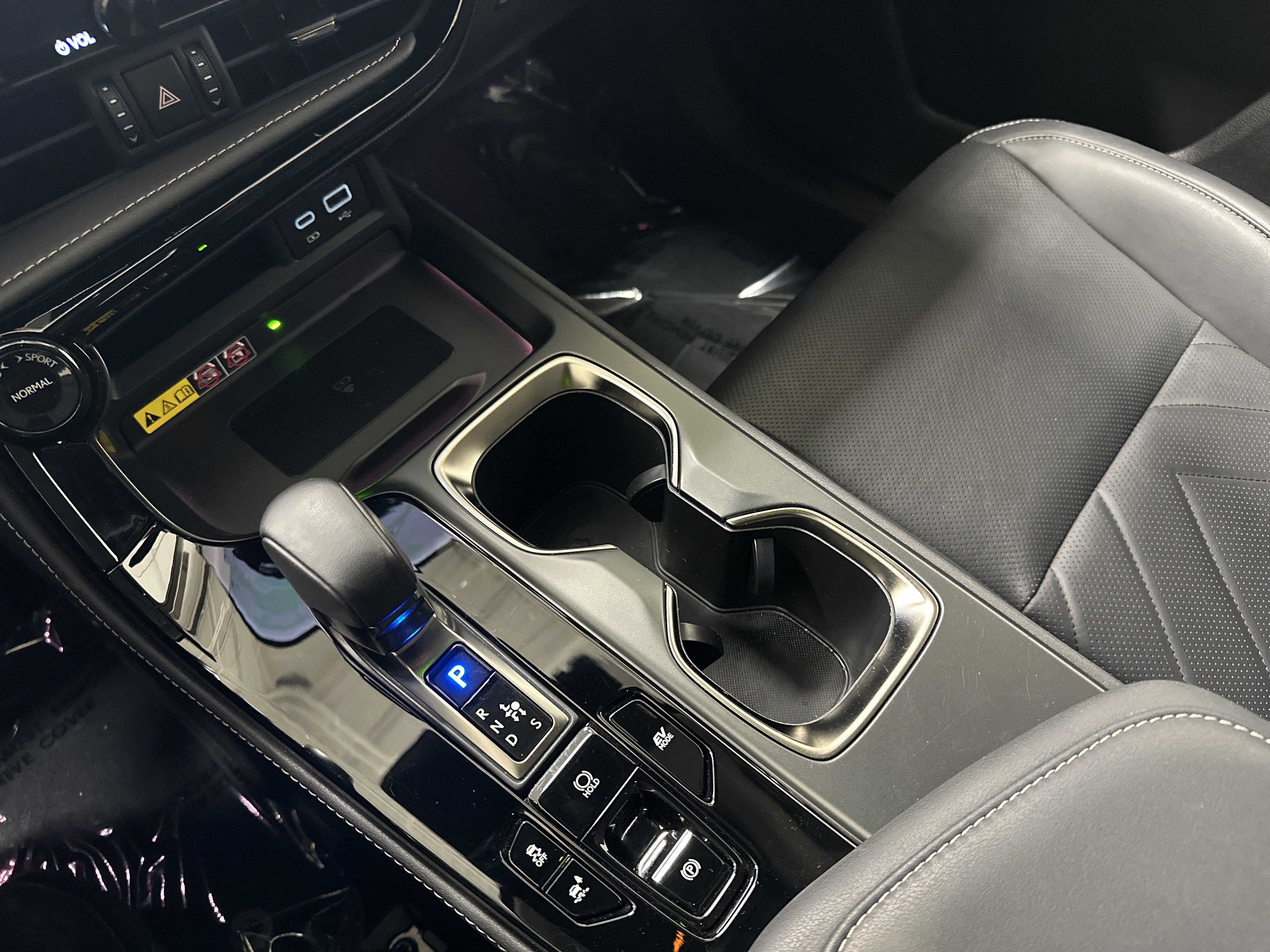 Certified 2024 Lexus NX 350h 350h Luxury w/ Vision Package image 26