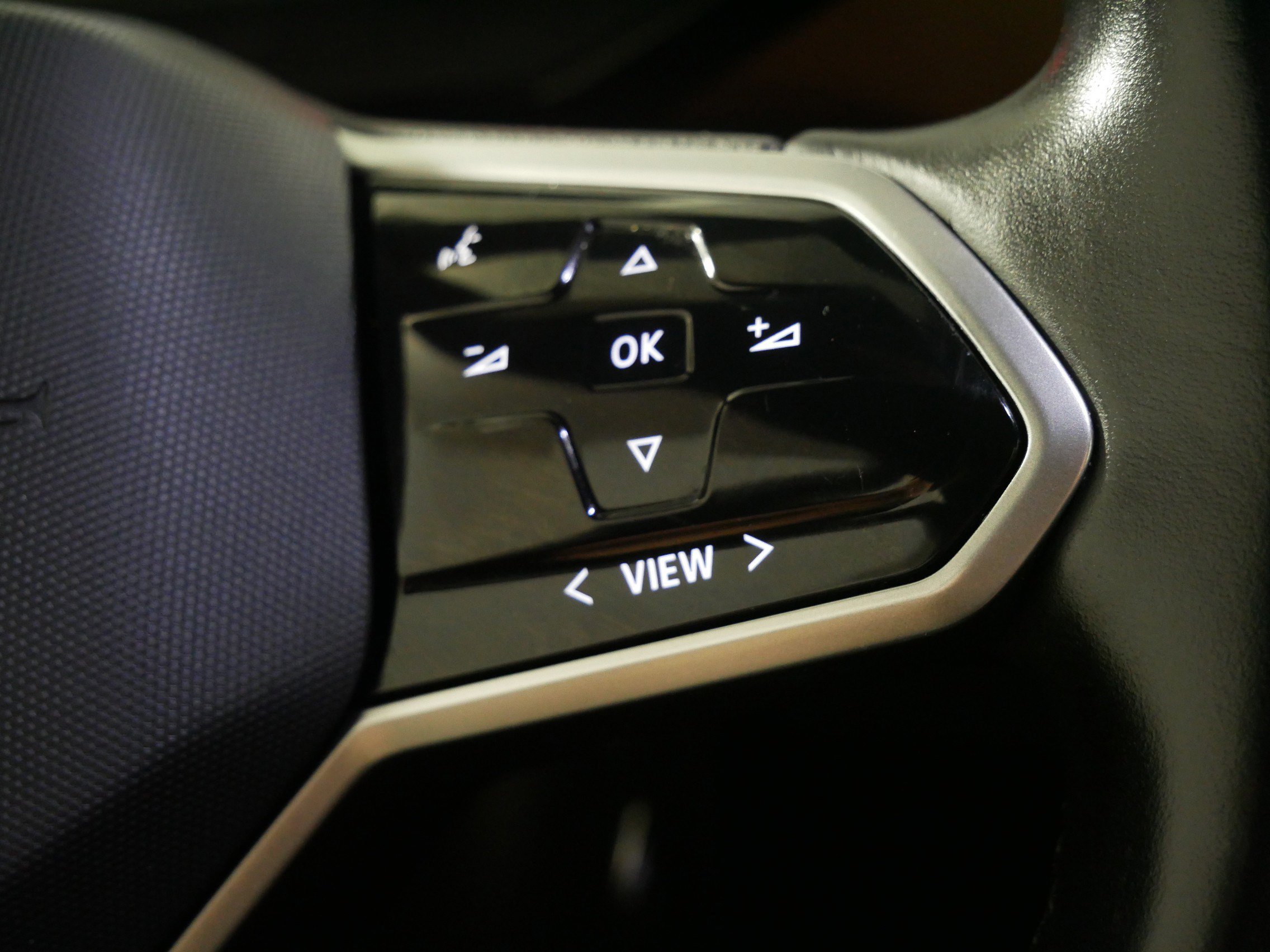 Certified 2022 Volkswagen ID.4 Pro S image 28