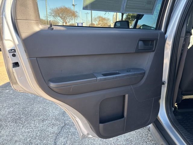 Used 2011 Ford Escape XLT w/ 201A Rapid Spec Order Code image 18
