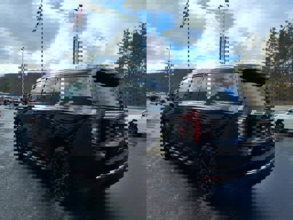 Certified 2023 Chevrolet Tahoe LS image 4