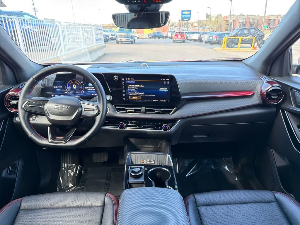 Used 2025 Chevrolet Equinox RS w/ Safety and Technology Package image 12