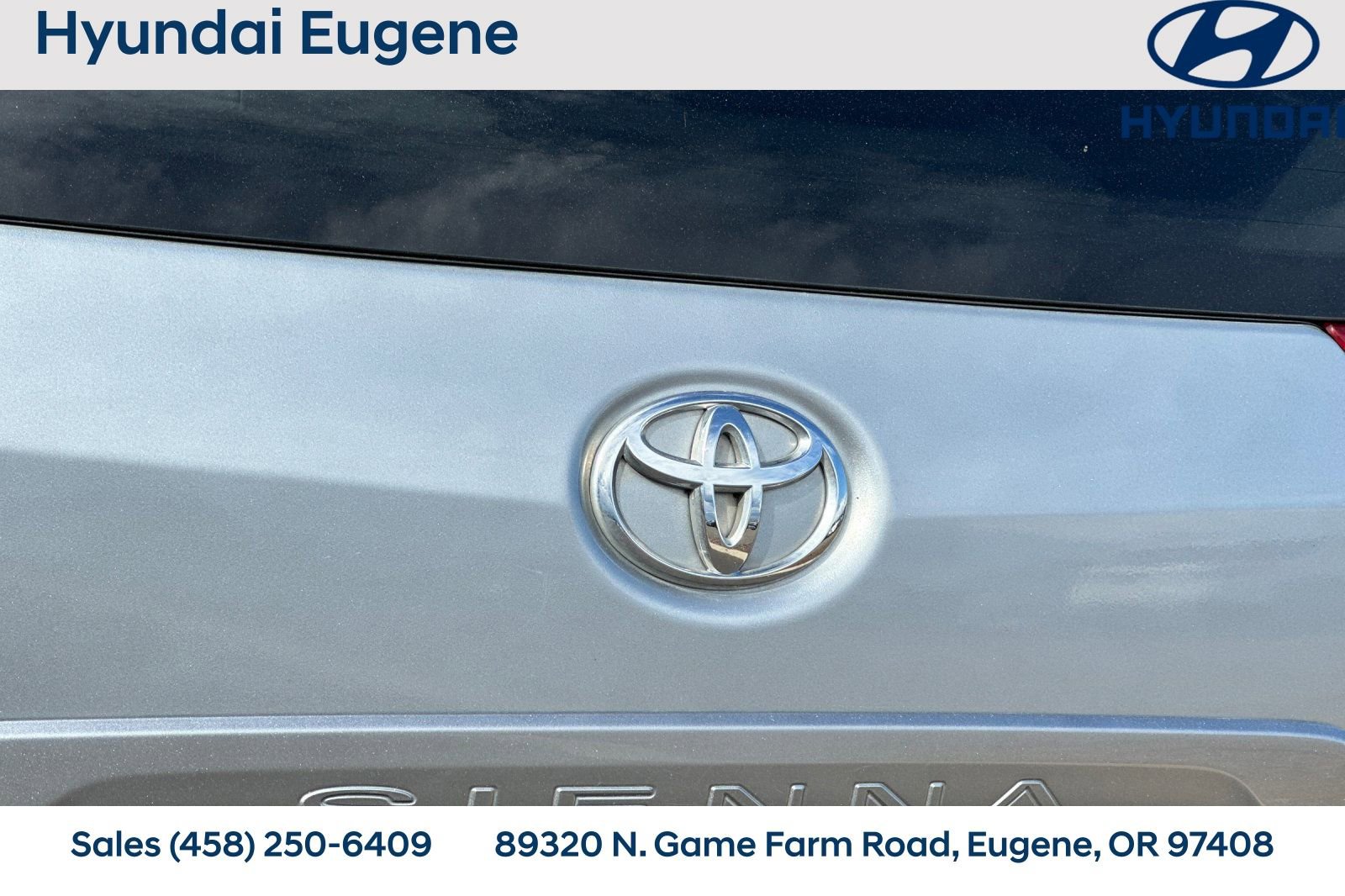 Used 2016 Toyota Sienna XLE image 36