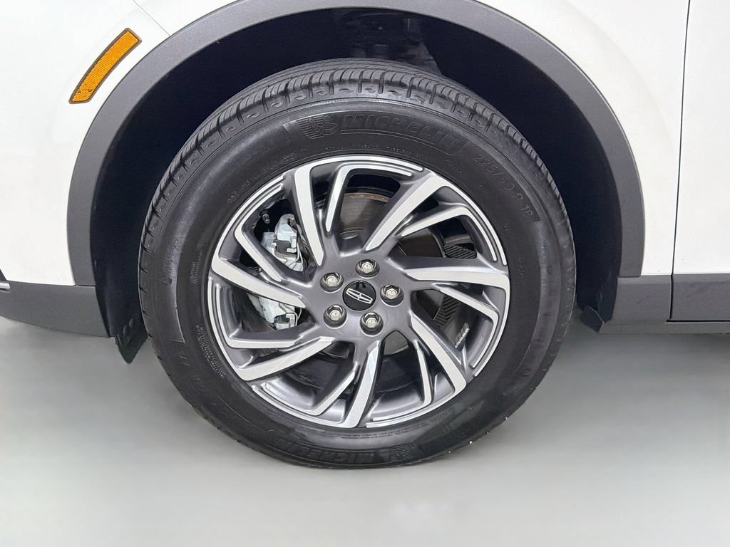 Certified 2025 Lincoln Corsair FWD image 32