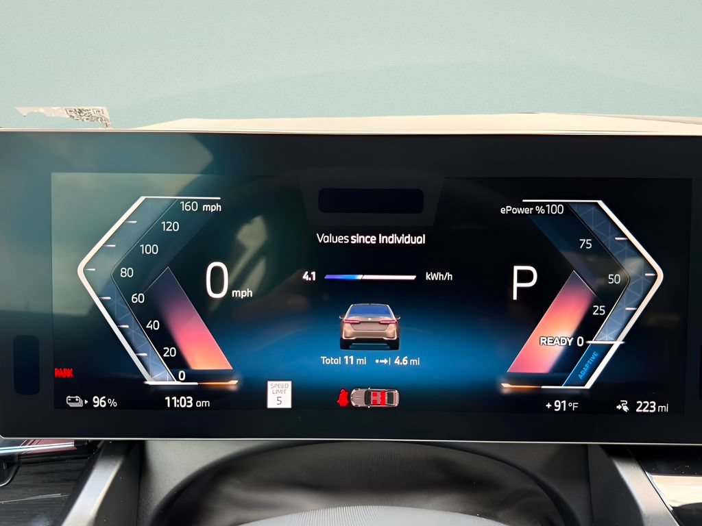 New 2027 BMW i5 eDrive40 AWD/4WD image 14
