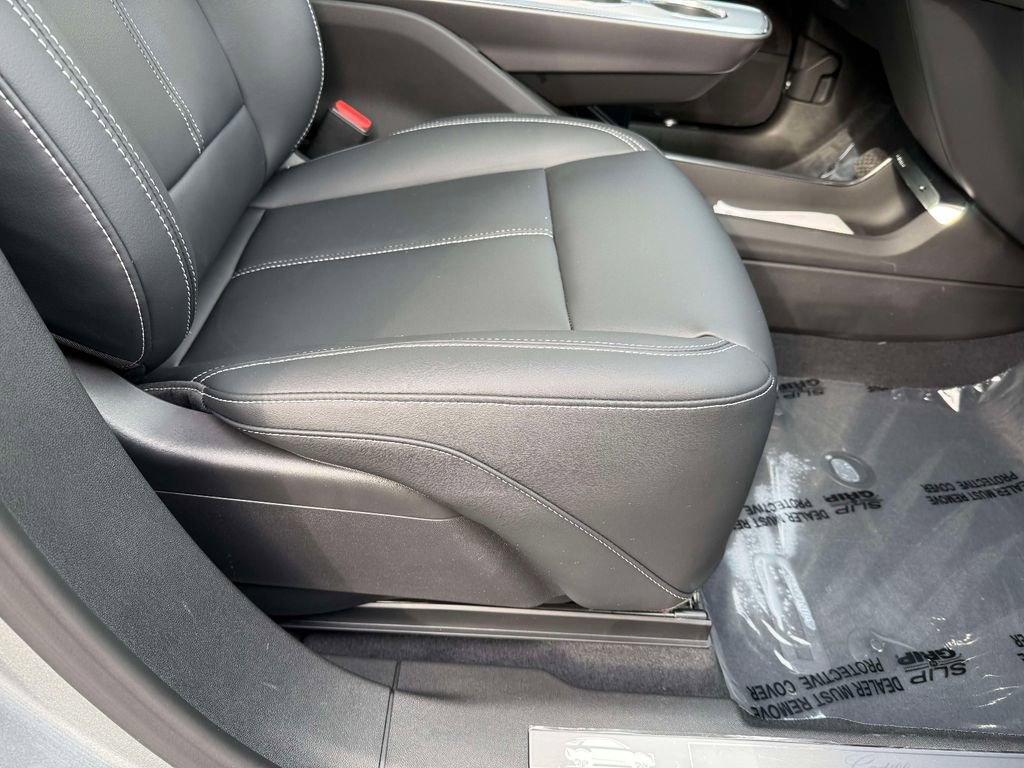 Used 2024 Cadillac Lyriq Tech image 15