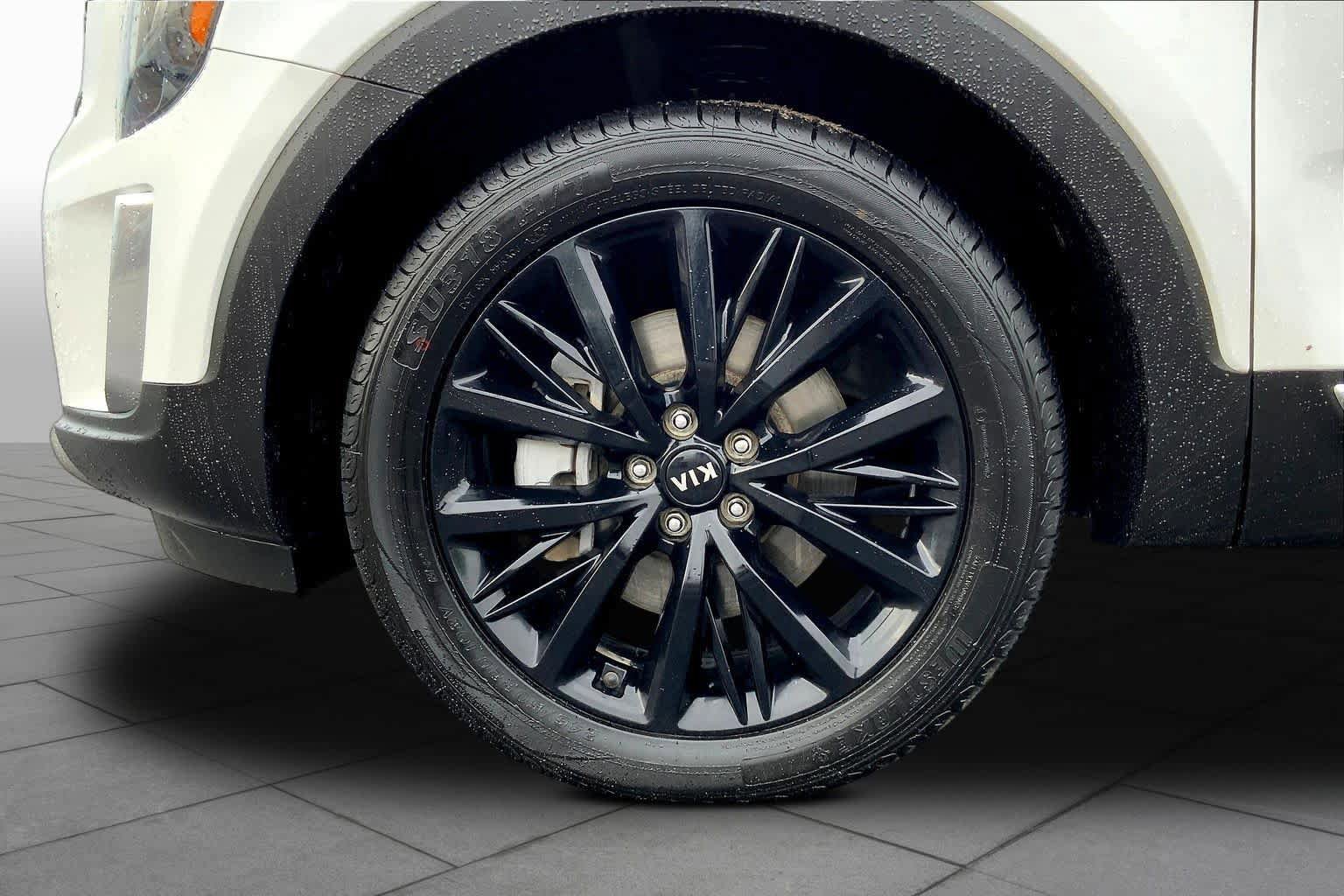 Used 2020 Kia Telluride SX w/ Towing Package image 11