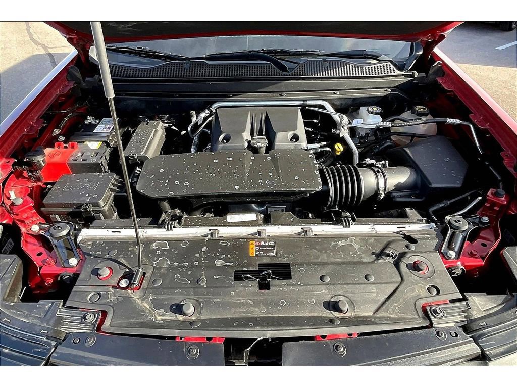 Used 2024 Chevrolet Colorado Trail Boss w/ Technology Package image 30