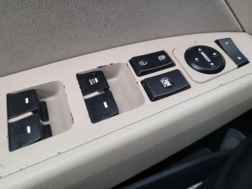 Used 2020 Hyundai Elantra SEL FWD image 27