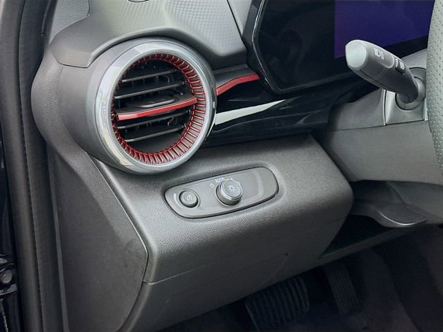 New 2026 Chevrolet Trax RS image 11