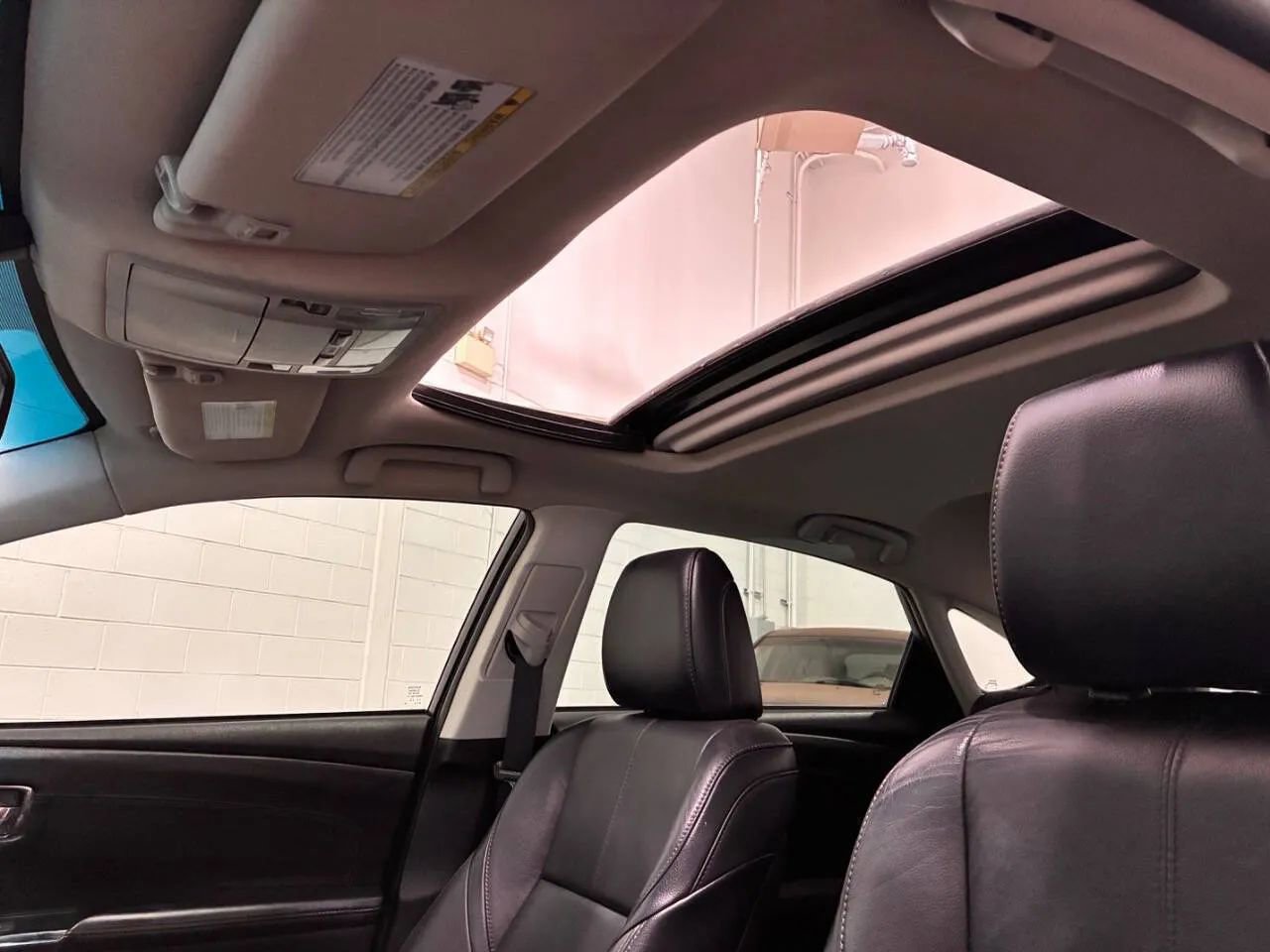 Used 2014 Toyota Avalon XLE Touring image 31