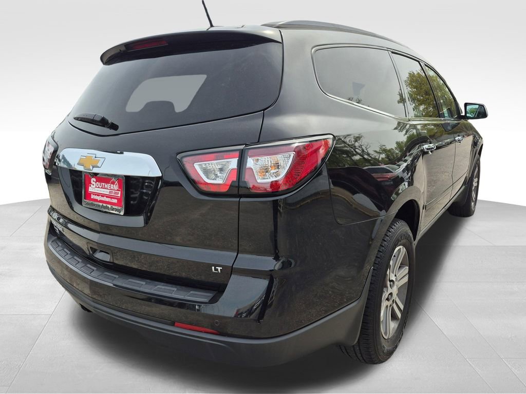 Used 2017 Chevrolet Traverse LT FWD image 11