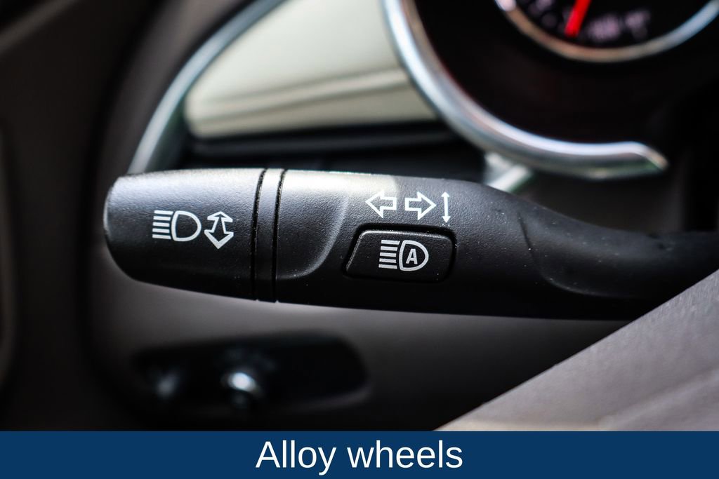 Used 2024 Chevrolet Malibu LT image 27