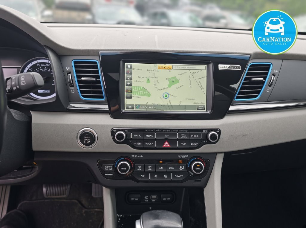 Used 2018 Kia Niro Touring FWD image 7