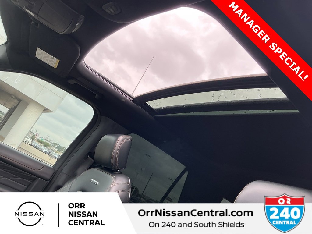 Used 2022 Ford Expedition Platinum image 18