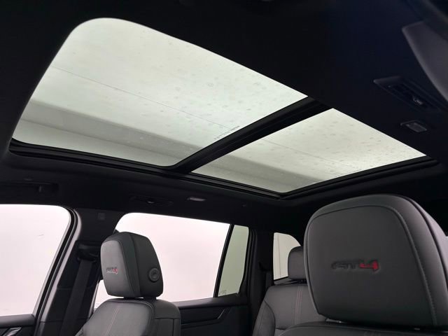 New 2026 GMC Acadia AT4 w/ Luxury Package image 5