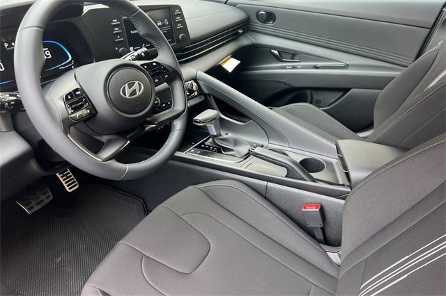 New 2026 Hyundai Elantra Sport image 10