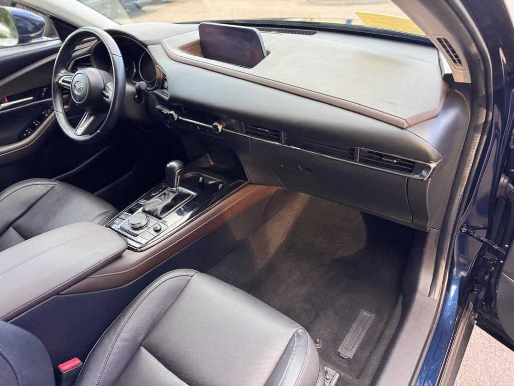 Used 2021 MAZDA CX-30 AWD 2.5 S w/ Premium Package image 25